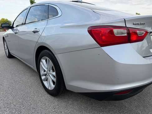 Used 2018 Chevrolet Malibu LT FWD image 5