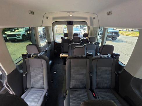 Used 2022 Ford Transit 350 XLT RWD image 26