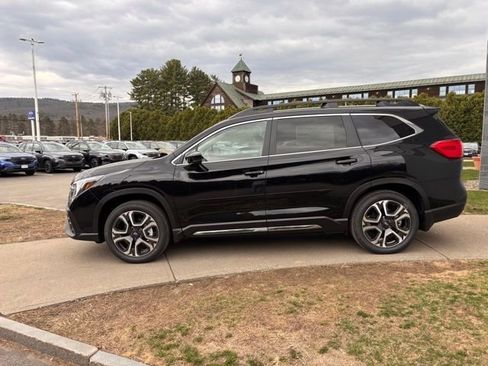 New 2026 Subaru Ascent Limited AWD/4WD image 7