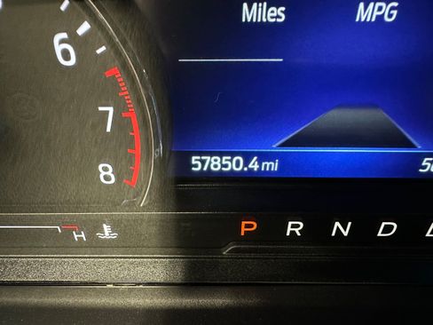 Used 2023 Ford Explorer Limited w/ Limited Technology Package AWD/4WD image 27