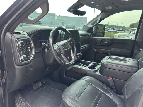 Used 2020 GMC Sierra 2500 Denali w/ Denali Ultimate Package AWD/4WD image 4