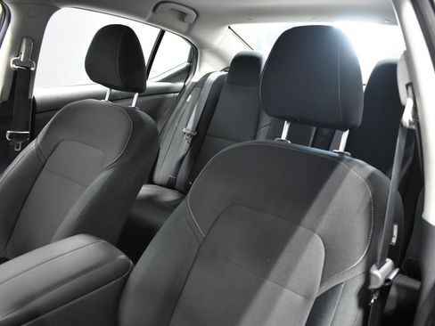 Certified 2025 Nissan Sentra S FWD image 16