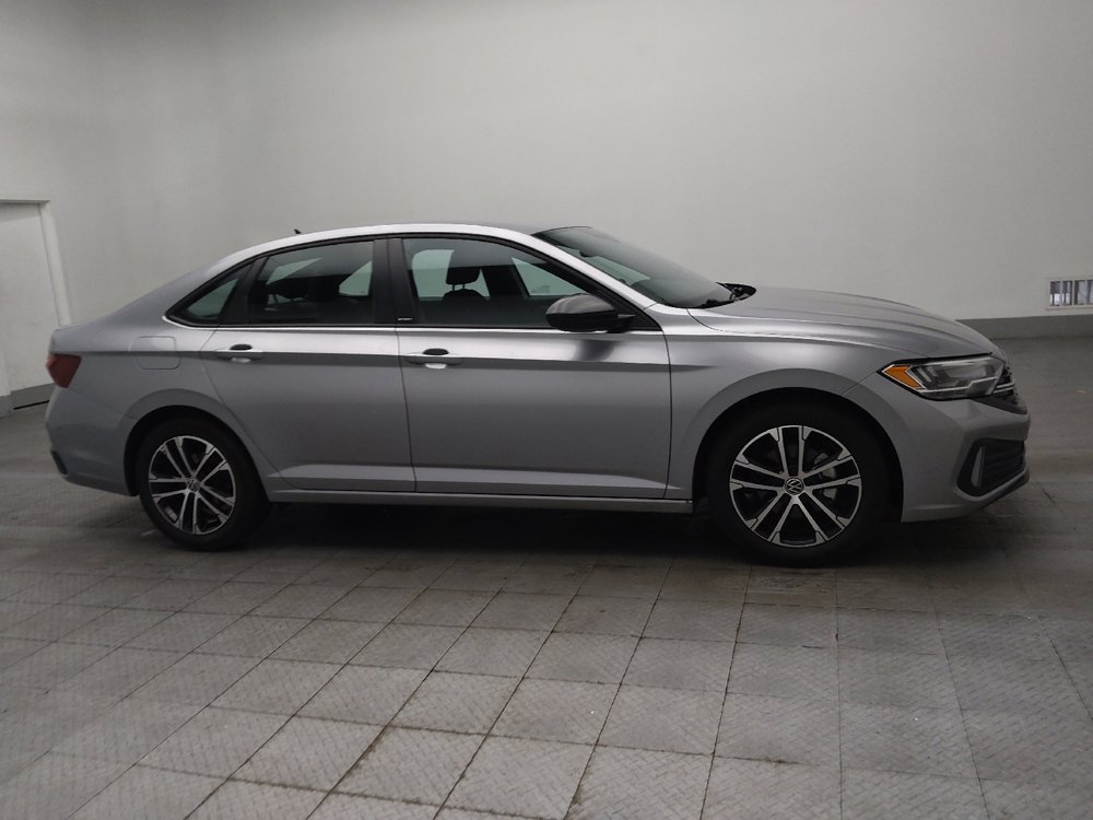 Used 2024 Volkswagen Jetta Sport FWD image 11