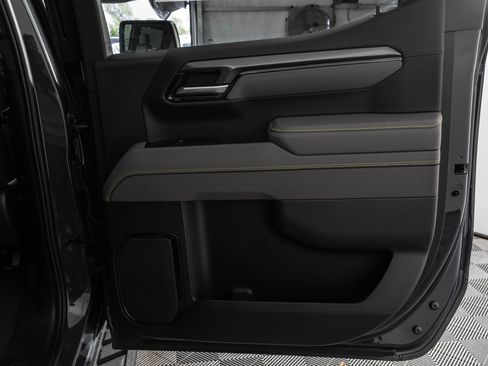 Used 2026 Chevrolet Silverado 1500 ZR2 AWD/4WD image 42