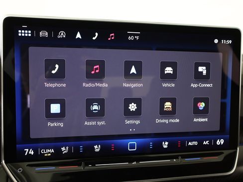 Used 2025 Volkswagen Golf R Black Edition image 55