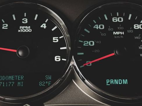 Used 2011 Chevrolet Silverado 1500 LT w/ Texas Edition RWD image 6