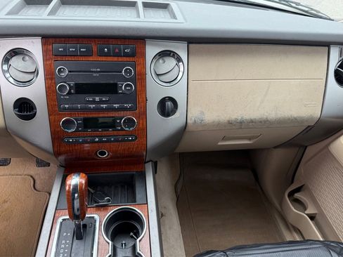 Used 2010 Ford Expedition Eddie Bauer image 10