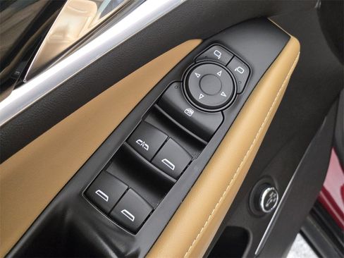 Used 2020 Buick Enclave Essence w/ Trailering Package, 5000 lbs. image 25