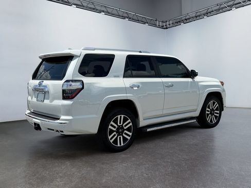 Used 2023 Toyota 4Runner Limited AWD/4WD image 3