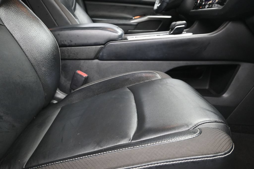 Used 2022 Nissan Pathfinder SL FWD image 26