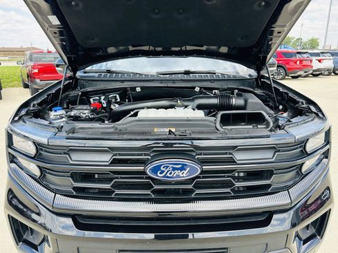 Used 2025 Ford Expedition Active AWD/4WD image 52