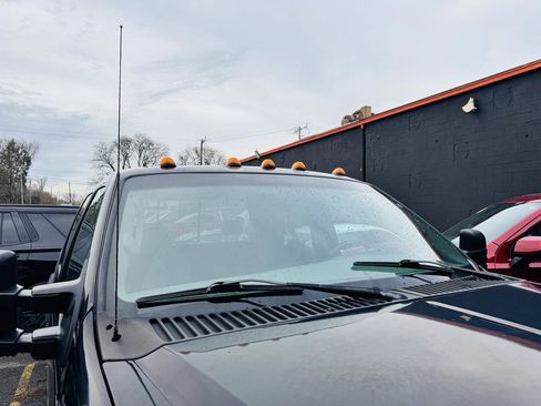 Used 2006 Ford F250 XL image 9