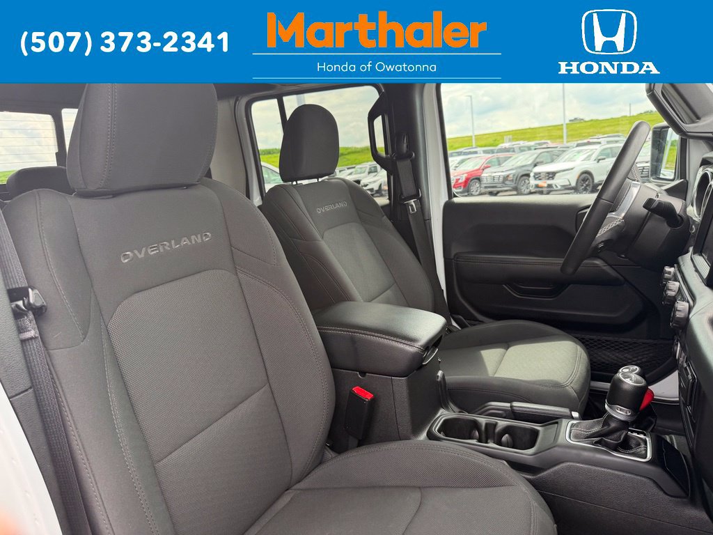 Used 2023 Jeep Gladiator Overland AWD/4WD image 18