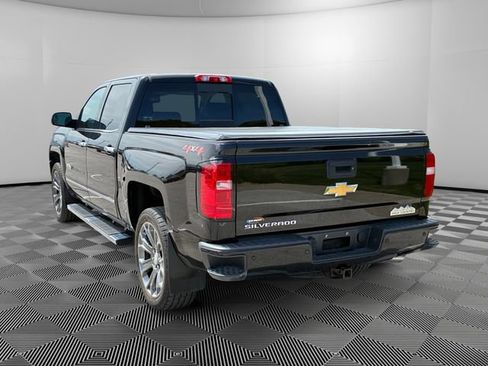 Certified 2018 Chevrolet Silverado 1500 High Country AWD/4WD image 3