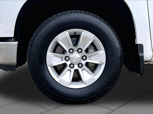Used 2022 Chevrolet Silverado 1500 W/T RWD image 11