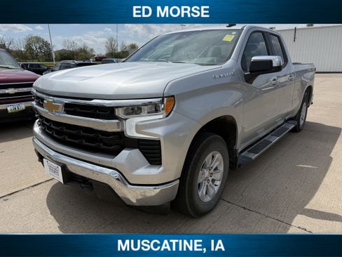 Certified 2022 Chevrolet Silverado 1500 LT AWD/4WD image 2