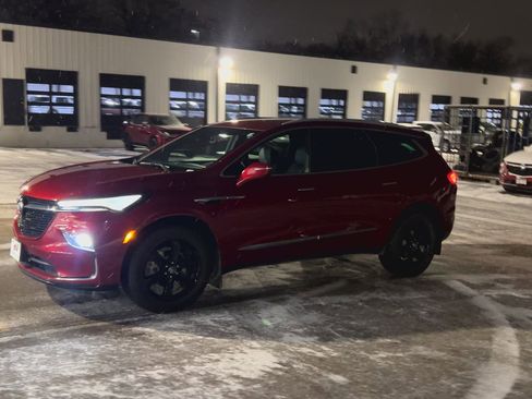 Certified 2023 Buick Enclave Essence w/ Sport Touring Edition image 5