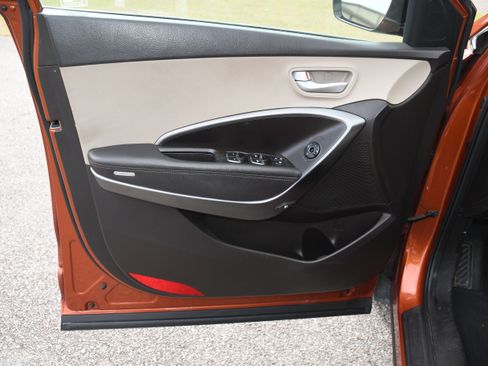 Used 2017 Hyundai Santa Fe Sport image 9