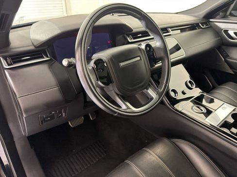 Used 2018 Land Rover Range Rover Velar R-Dynamic HSE AWD/4WD image 4
