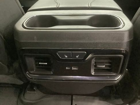 Used 2024 GMC Sierra 3500 AT4 w/ AT4 Premium Plus Package AWD/4WD image 36