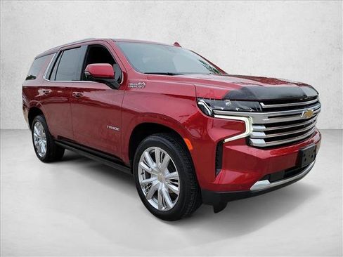 Used 2022 Chevrolet Tahoe High Country w/ Premium Package AWD/4WD image 3