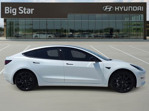 Used 2018 Tesla Model 3 Long Range RWD image 5