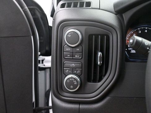 Used 2026 GMC Sierra 1500 Pro w/ Pro Value Package AWD/4WD image 26