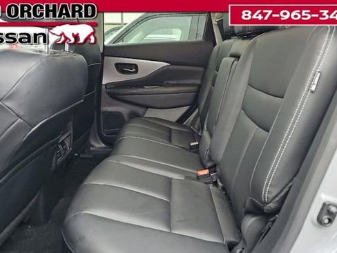 Used 2024 Nissan Murano SV w/ SV Midnight Edition Package image 11