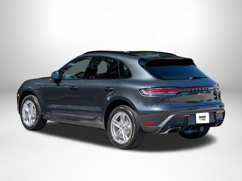 New 2026 Porsche Macan AWD/4WD image 4