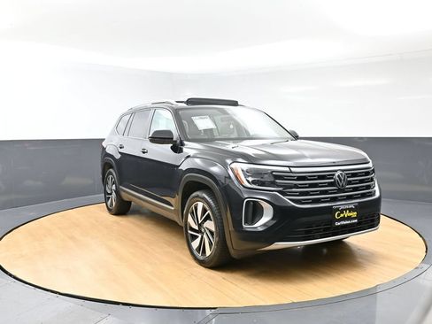 Used 2024 Volkswagen Atlas SEL AWD/4WD image 7