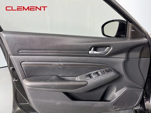 Used 2021 Nissan Altima 2.5 SR w/ SR Premium Package FWD image 25