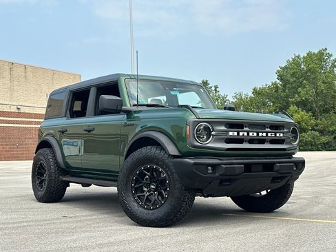 Used 2024 Ford Bronco Big Bend image 2