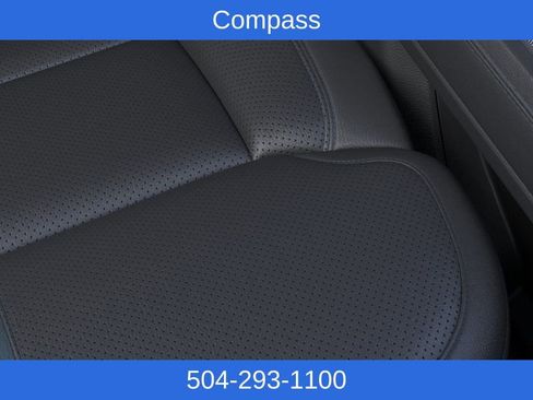 New 2025 Ford F250 Platinum w/ FX4 Off-Road Package image 16