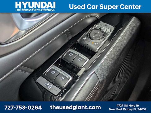 Used 2023 Kia Sorento SX AWD/4WD image 36