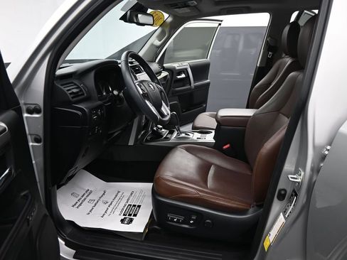 Used 2022 Toyota 4Runner Limited image 17