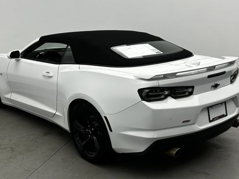 Used 2020 Chevrolet Camaro SS image 29