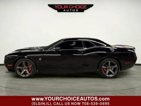 Used 2023 Dodge Challenger SRT Hellcat RWD image 2