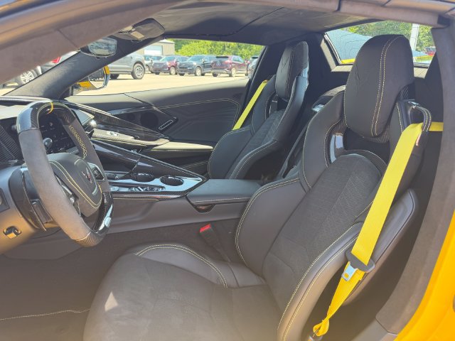 Used 2026 Chevrolet Corvette Z06 RWD image 18