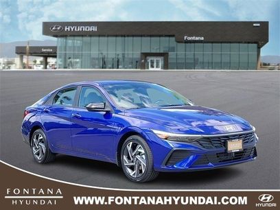 New 2025 Hyundai Elantra SEL