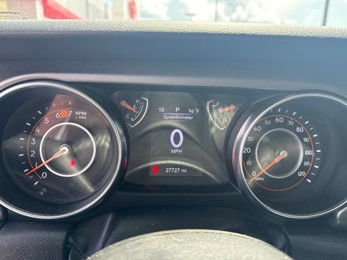 Used 2023 Jeep Wrangler Sport AWD/4WD image 2