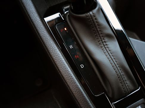 Used 2024 Honda Accord Sport image 29