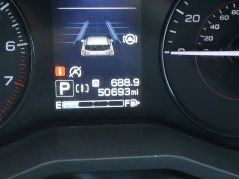 Used 2021 Subaru Crosstrek 2.0i Premium image 30