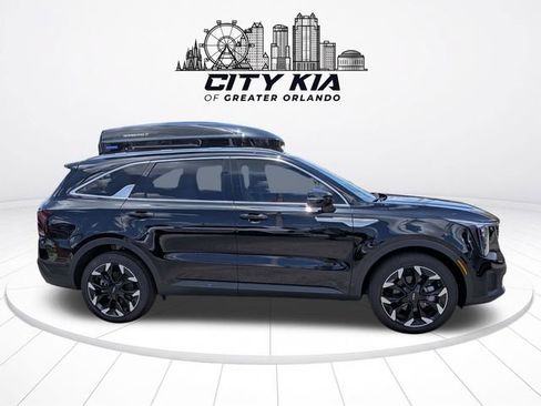 Used 2025 Kia Sorento EX FWD image 6