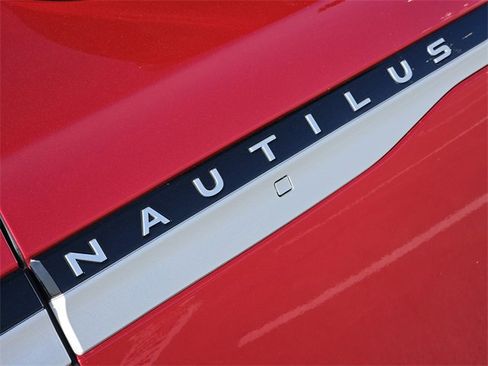 New 2026 Lincoln Nautilus Reserve image 11