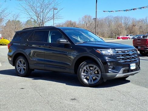 New 2026 Ford Explorer Active image 1