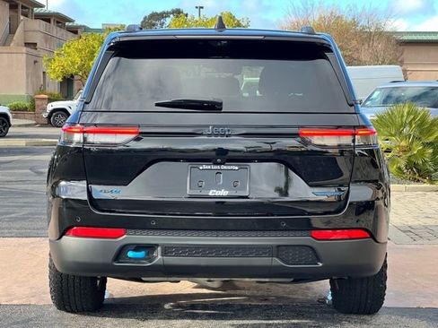 Used 2022 Jeep Grand Cherokee Trailhawk w/ Advanced Protech Group II image 14