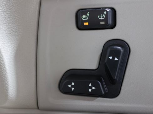 Used 2008 Lincoln Town Car Signature Limited RWD image 62