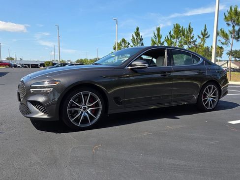 Used 2025 Genesis G70 2.5T RWD image 3