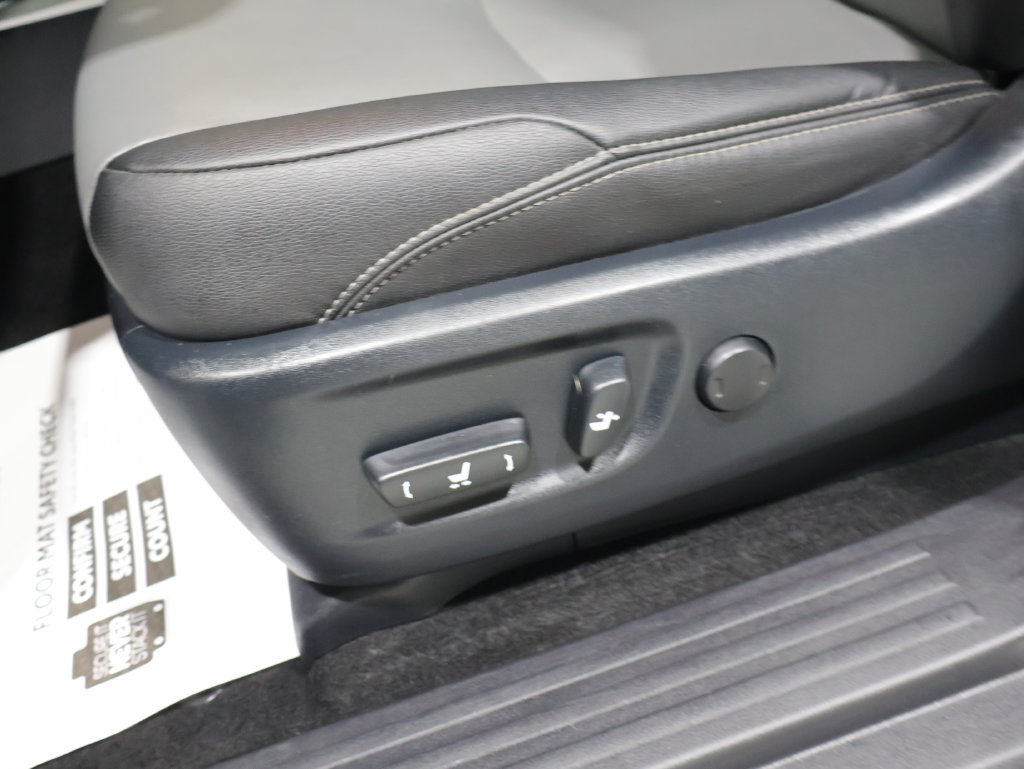 Used 2024 Toyota 4Runner SR5 Premium w/ Moonroof Package AWD/4WD image 13