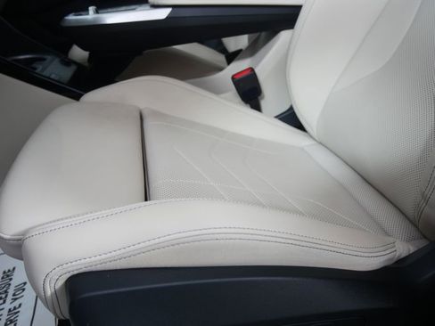 Used 2025 BMW X2 M35i image 9